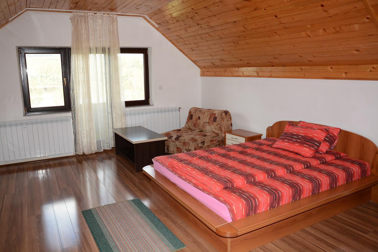Bed and Breakfast Mm Narcis Vlasina Rid Exterior foto